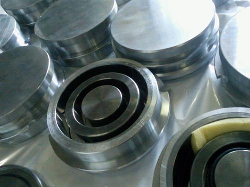 ̼�����ϲ��Ĳʽ˫��ѹ����